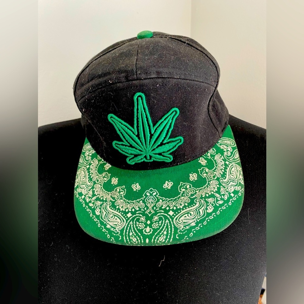 Ganja Leaf Snap-back Hat